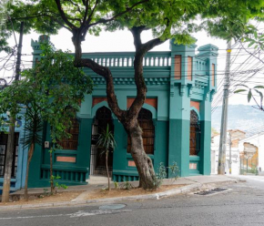 Casa Moore